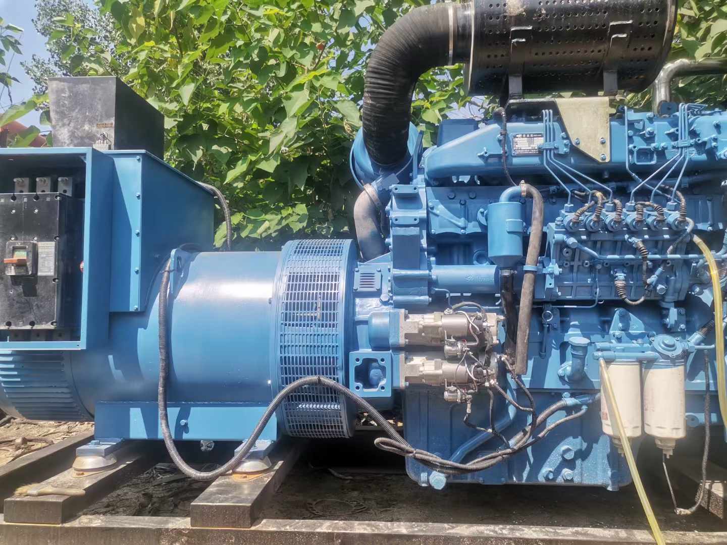 杜尔伯特详细说明降低 800kW 柴油发电机输出电流波动的方法