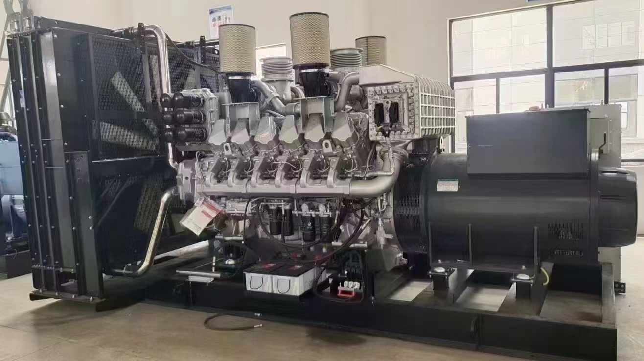 杜尔伯特800KW柴油发电机组可以带动多少kw的设备？